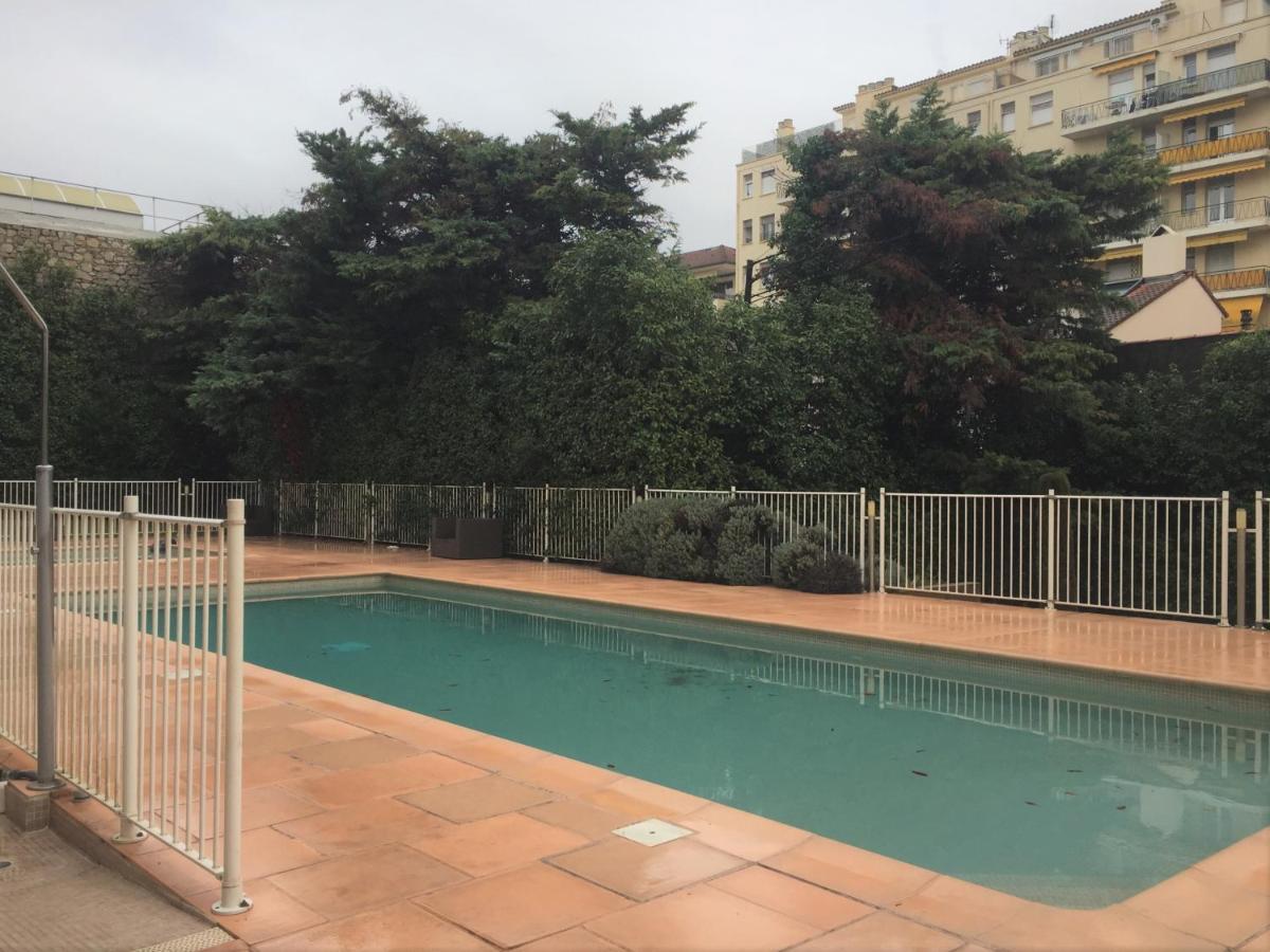 T2 proche de la gare, à 10 minutes à pieds de la Croisette, piscine&parking dans résidence de haut standing Cannes Exterior foto