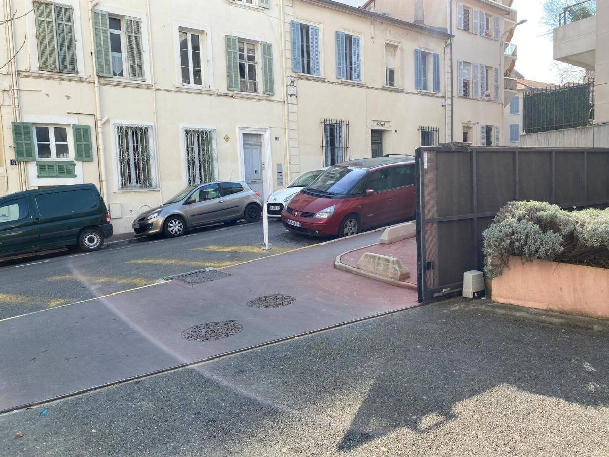 T2 proche de la gare, à 10 minutes à pieds de la Croisette, piscine&parking dans résidence de haut standing Cannes Exterior foto
