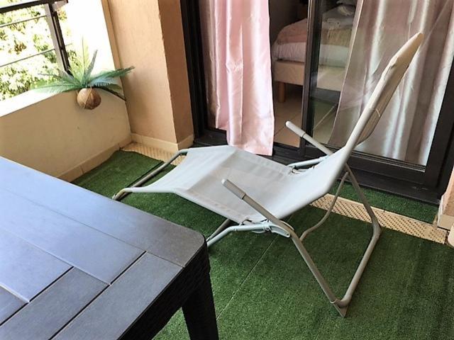 T2 proche de la gare, à 10 minutes à pieds de la Croisette, piscine&parking dans résidence de haut standing Cannes Exterior foto
