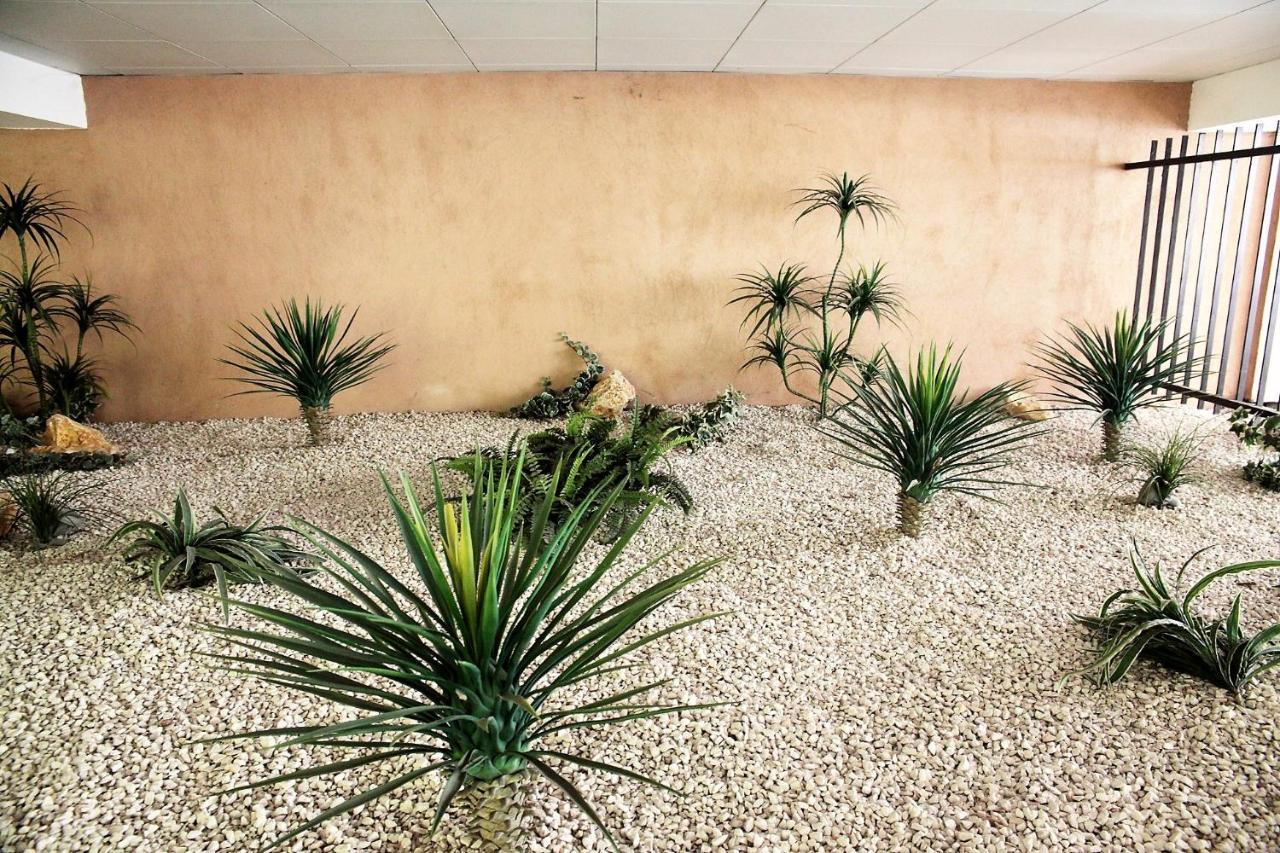 T2 proche de la gare, à 10 minutes à pieds de la Croisette, piscine&parking dans résidence de haut standing Cannes Exterior foto